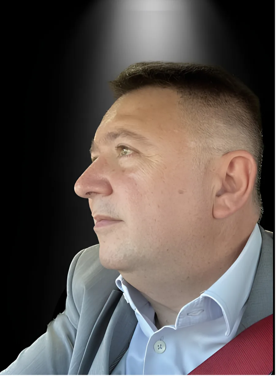 Dr. Marcelo Santin